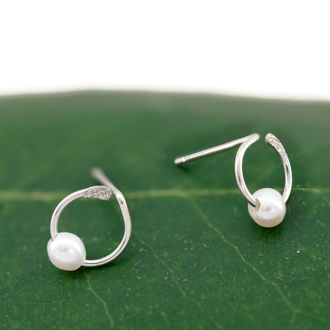 Freshwater Pearl Pebble Studs- Small